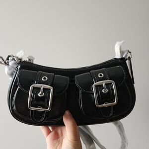 NWT Coach Ashton Baguette Bag  cv943